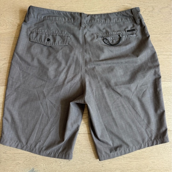 Men’s Quicksilver Amphibian Athletic shorts gray color size 34 - Picture 3 of 10
